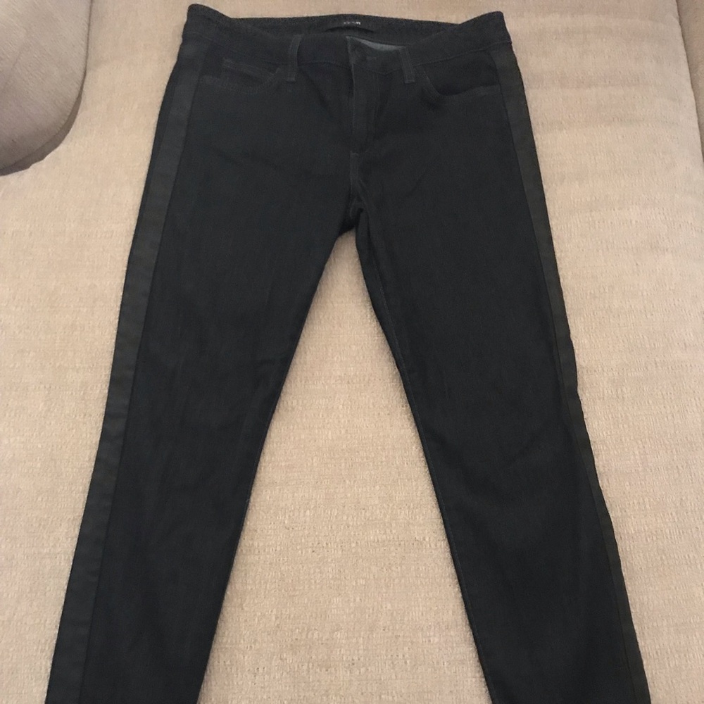 Dark wash skinny Joe’s jeans